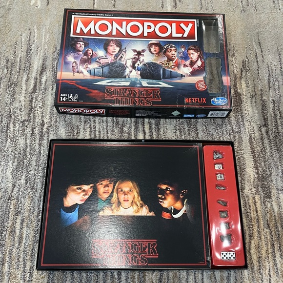Stranger Things Monopoly board game - Picture 3 of 6